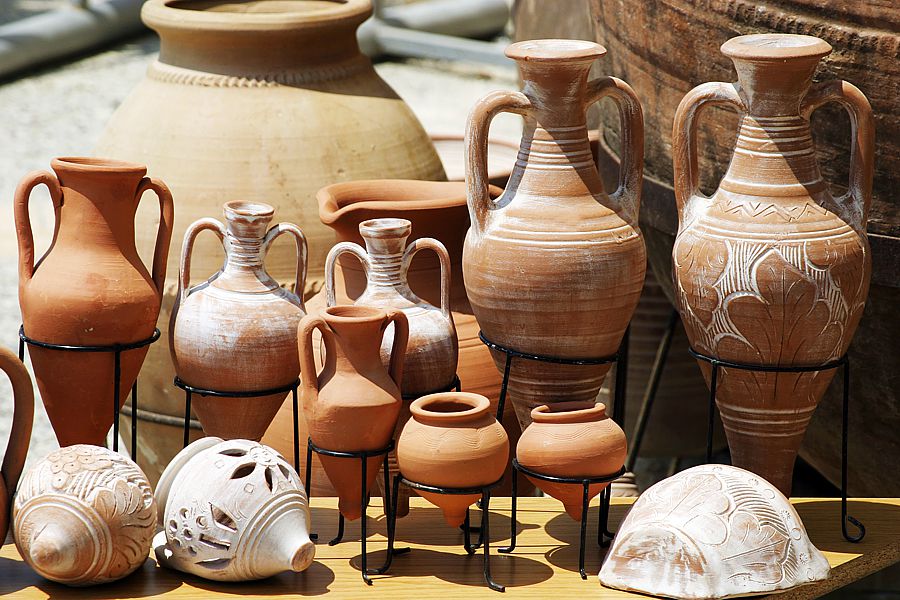 Beautiful Greek urns have stayed in style since ancient times.