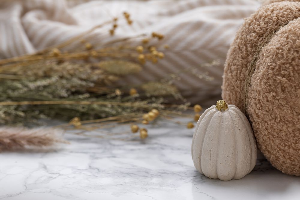 Just a light touch of fluffy pumpkin for a Florida Fall. 